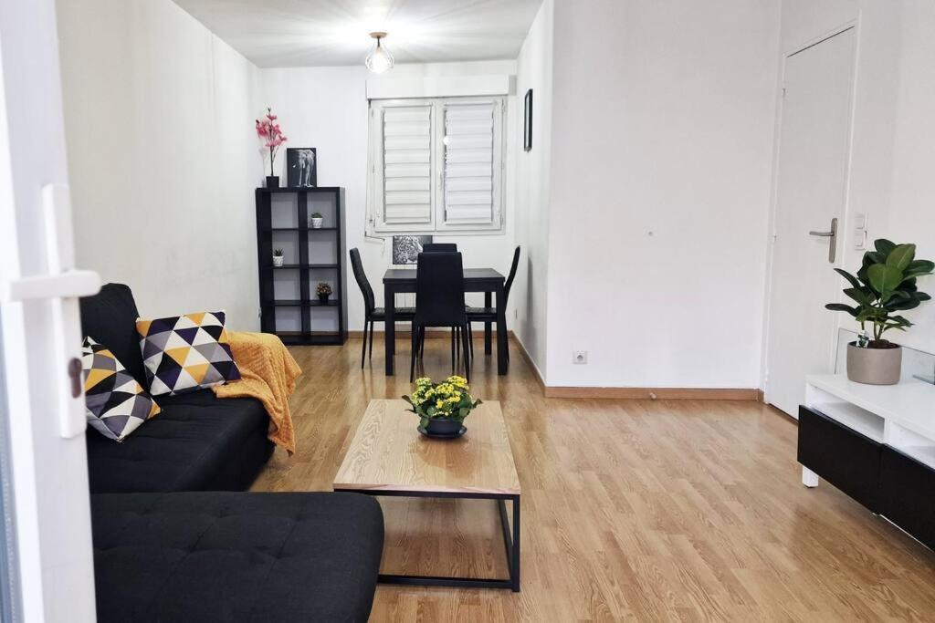Appart Cosy & Spacieux-Metro7 Louis-Aragon+Parking Leilighet Vitry-sur-Seine Eksteriør bilde